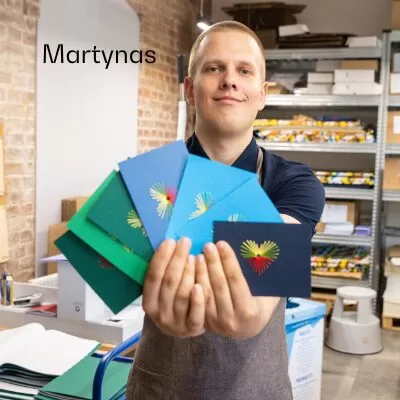 MARTYNAS: Nors jau nedirbu pastoviai čia, bet savanoriauti ir padėti labai smagu